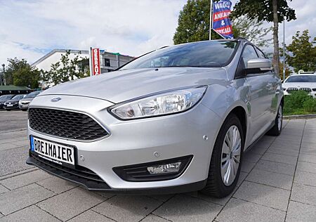 Ford Focus BUSINESS*KOMBI*TÜV NEU*KLIMA*125PS*AHK*PDC*NAVI