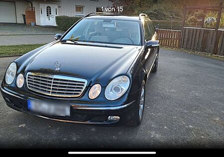Mercedes-Benz E 240 T S211 Elegance