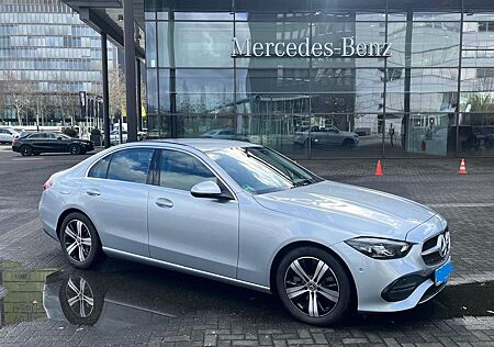 Mercedes-Benz C 300 Limousine