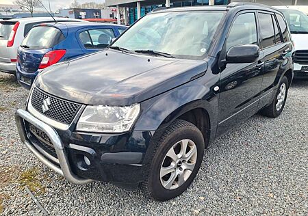 Suzuki Grand Vitara 2.0 Comfort+ Leder Xeono 4x4