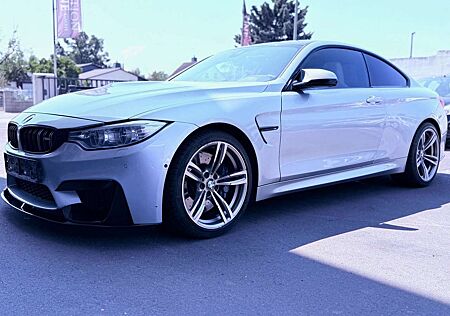 BMW M4 Coupe*Carbon*Leder*Headup*Memory*Keyless*