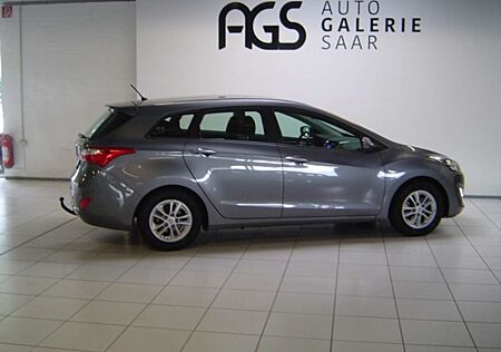 Hyundai i30 cw Classic 1.4 CRDi DPF Alarm Berganfahrass. GA Kl