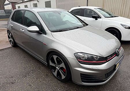 VW Golf Volkswagen VII Lim. GTI,Unfallfrei,Remus-Auspuff,Tief