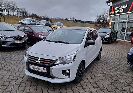 Mitsubishi Space Star Select+ Black1.2 MIVEC 5G. Kamera