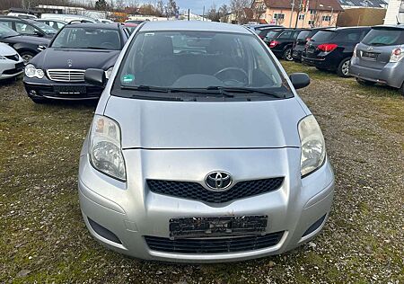 Toyota Yaris Cool+