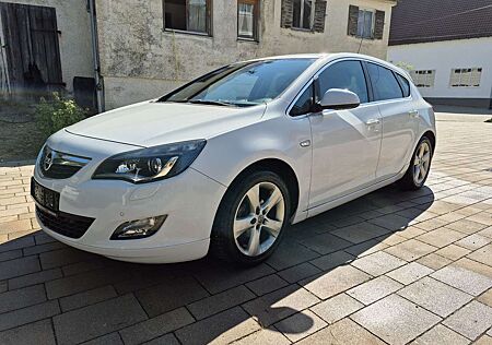 Opel Astra 1.4 Turbo Sport