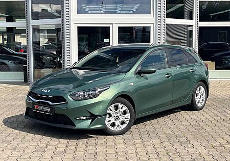 Kia Cee'd Ceed / Ceed 1.5 Spirit NAVI/PDC/KAMERA/AUTOMATIK