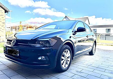 VW Polo Volkswagen Highline