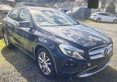 Mercedes-Benz GLA 200 (156.943)