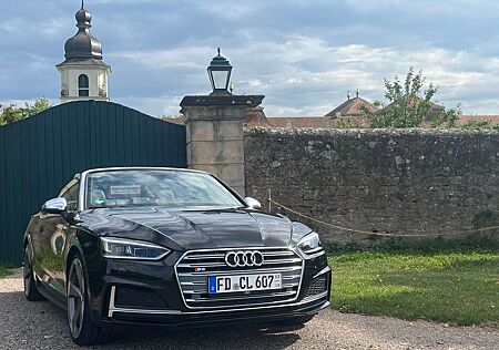 Audi S5 Cabrio 3.0 TFSI quattro tiptronic