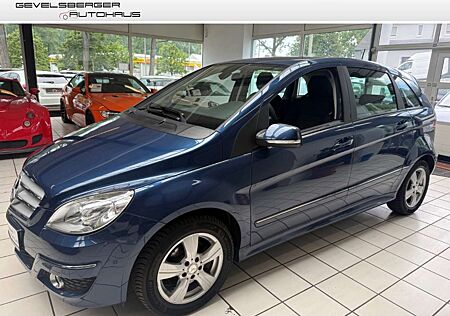 Mercedes-Benz B 200 -Klasse 1.Hand+VFW Leder SHZ Parklenkass. PDCv+h B
