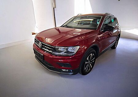 VW Tiguan Volkswagen IQ.DRIVE DSG 4Motion AHK ACC