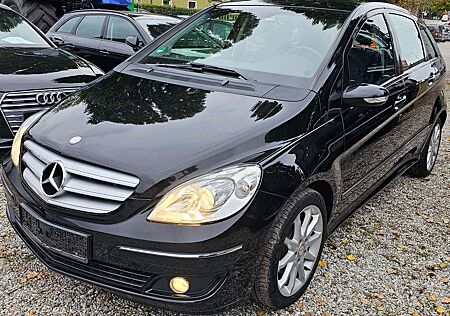 Mercedes-Benz B 200 Turbo AUTOTRONIC Avantgarde, sehr gepflegt