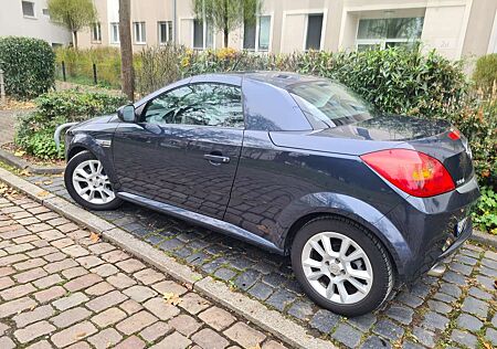 Opel Tigra Twin Top 1.8 Design Edition