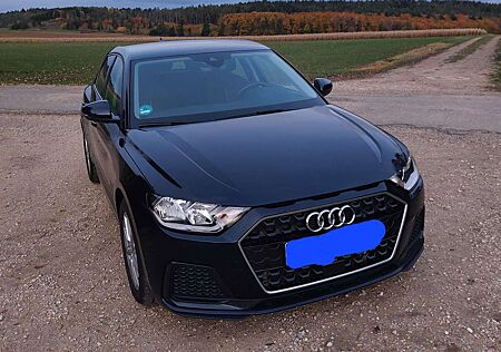 Audi A1 30 TFSI Sportback S tronic advanced