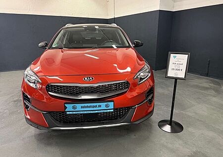 Kia XCeed Spirit mit Exclusiv-Paket, Pano, Kamera, uvm.