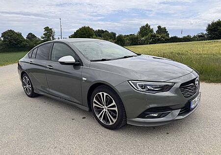 Opel Insignia Grand Sport 2.0 BiTurbo D 4x4 Automatik Ultimate E