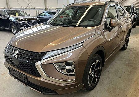 Mitsubishi Eclipse Cross Plus Select ACC LED 360° STANDHZ