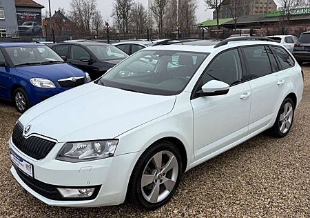 Skoda Octavia Kbi. 2.0 TDI/Aut./Bi-Xenon/keyless/Pano!