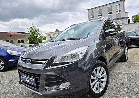Ford Kuga Titanium / Getriebe NEU / 4x4