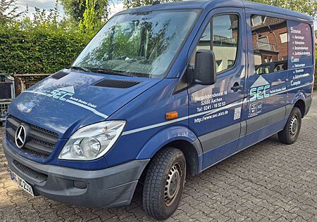 Mercedes-Benz Sprinter 216 CDI 906.611