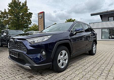 Toyota RAV 4 4x2 Team Deutschland