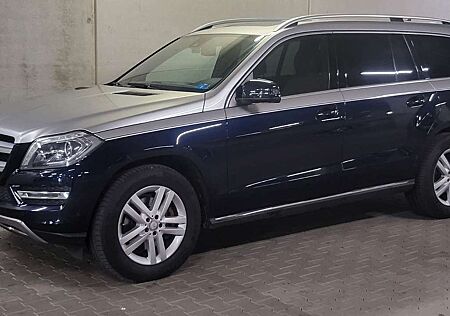 Mercedes-Benz GL 350 Abstand Totwinkel Spurhalte Massage 360°