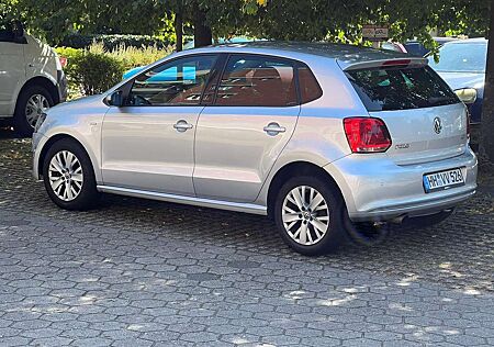 VW Polo Volkswagen Life