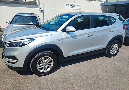 Hyundai Tucson blue Classic 2WD