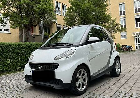 Smart ForTwo Micro Hybrid Drive 45kW Leder / SHZ / Klima