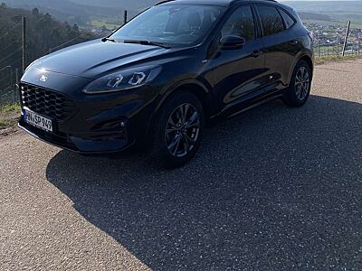 Ford Kuga 1.5 EcoBoost ST-LINE X