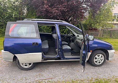 Mitsubishi Space Runner 2,0 +Anhängerkupplung+Klimaanlage
