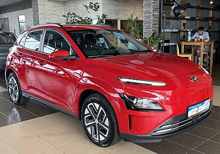 Hyundai Kona Select 2WD*ACC*R-Cam*LED*SHZ*CarPlay*PDC*