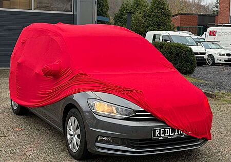 VW Touran Volkswagen /// 1 Hand /// 7 Sitze /// Neuwertig ///