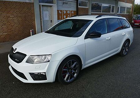 Skoda Octavia RS 2.0 TSI Combi III Leder Navi Xenon Einparkhilfe
