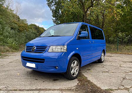 VW T5 Multivan Volkswagen 2.5 TDI