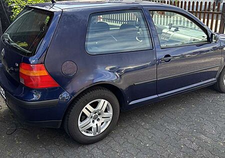 VW Golf Volkswagen 1.6