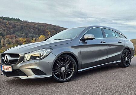 Mercedes-Benz CLA 220 CDI Shooting Brake, Navi, Bi-Xenon.