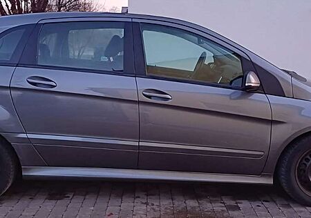 Mercedes-Benz B 180 CDI Autotronic