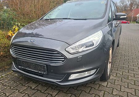 Ford Galaxy Titanium 7SITZER PANO AHK T.LEDER RFK