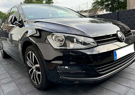 VW Golf Volkswagen 1.6 TDI BlueMotion Technology DSG Cup