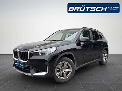 BMW X1 23 i xDrive Mild-Hybrid AUTOMATIK / AHK / NAVI / L