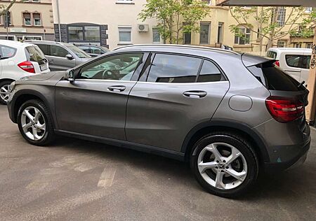 Mercedes-Benz GLA 200 Urban