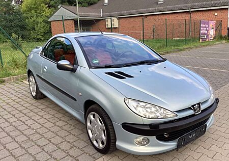 Peugeot 206 CC*KLIMA*LEDER*SH*TÜV