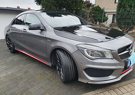 Mercedes-Benz CLA 250 4Matic 7G-DCT AMG Line
