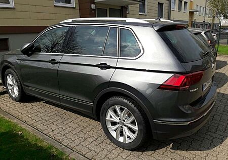 VW Tiguan Volkswagen 2.0 TDI SCR (BlueMotion Technology) Highline