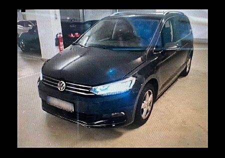 VW Touran Volkswagen Highline BMT/Start-Stopp / LED /