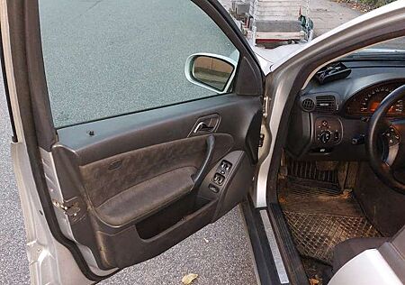 Mercedes-Benz 220 gebraucht kaufen Mercedes-Benz 220