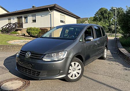 VW Sharan Volkswagen 2.0 TDI DSG BlueMotion Technology Comfortline