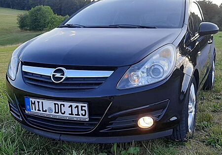 Opel Corsa 1.4 16V Limited Edition